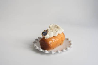 Baba au rhum chantilly individuel Stohrer